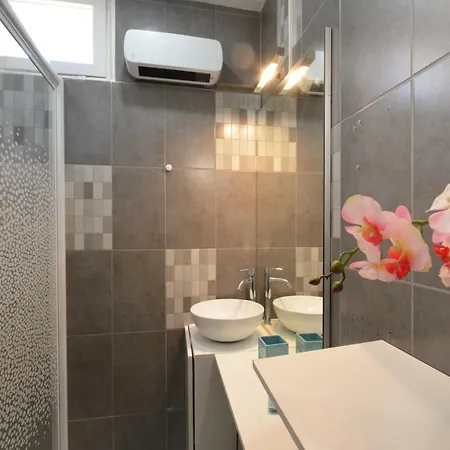 Holiday home Le Clos Des Evigneaux *
